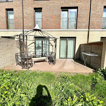 London Stratford Luxury House: Spacious Garden Retreat Near Westfield Exterior photo